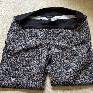 Athleta Black and Pink Patterned Leggings